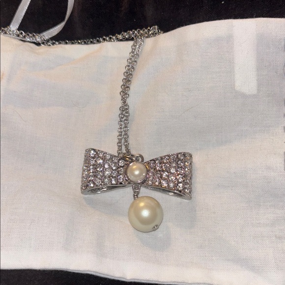 Ann Taylor Jewelry - Ann Taylor Silver Bow Necklace with Pearl Accent